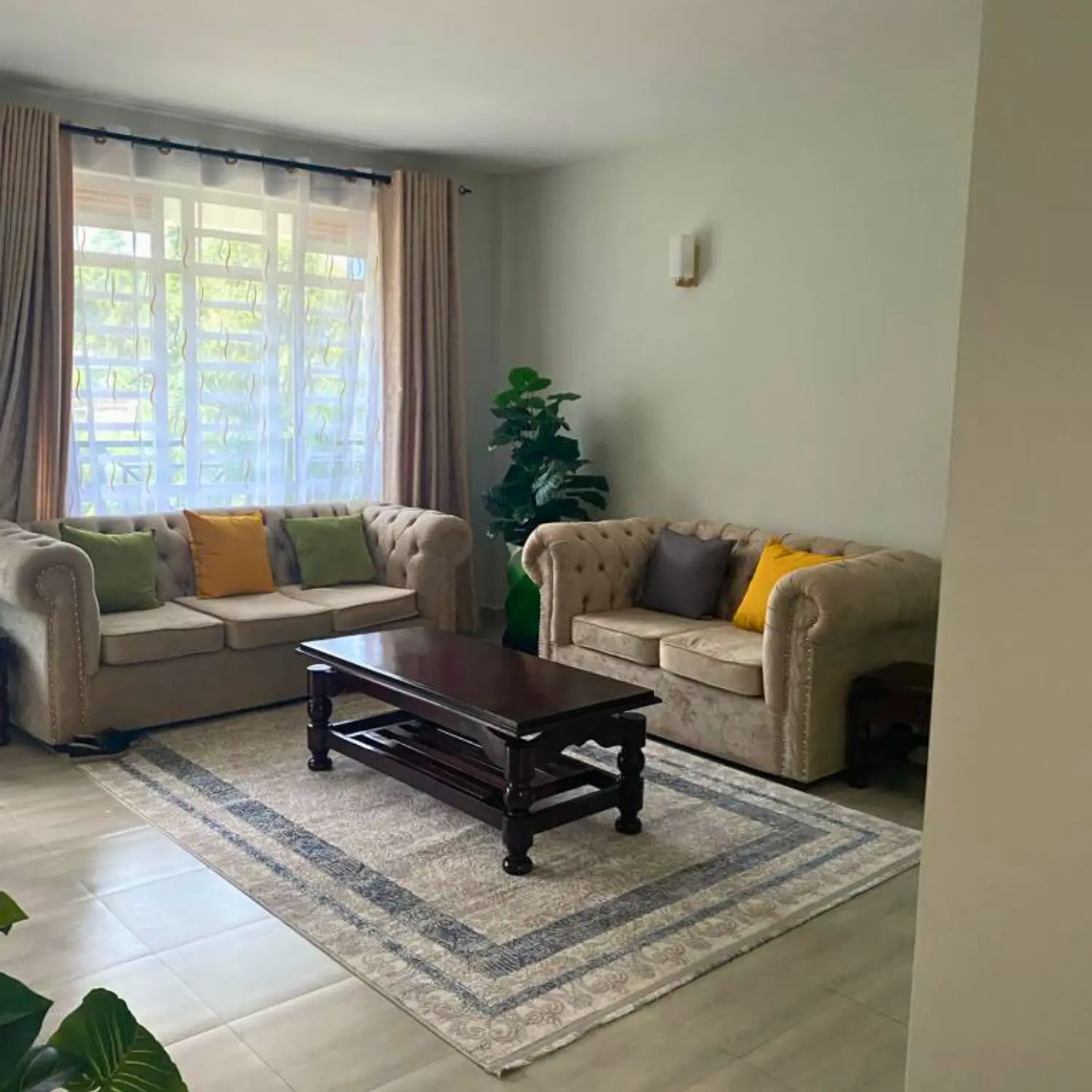 Meru Heights Luxury Apartments